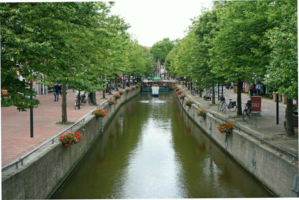 De Grote Sluis Villa Harlingen Bagian luar foto