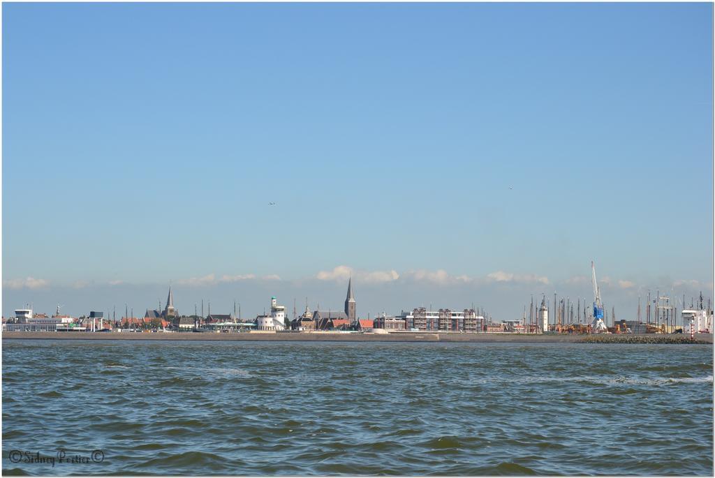 De Grote Sluis Villa Harlingen Bagian luar foto